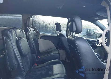 2018 Dodge Grand Caravan Sxt z USA, uszkodzony, nr VIN 2C4RDGCG4JR239295